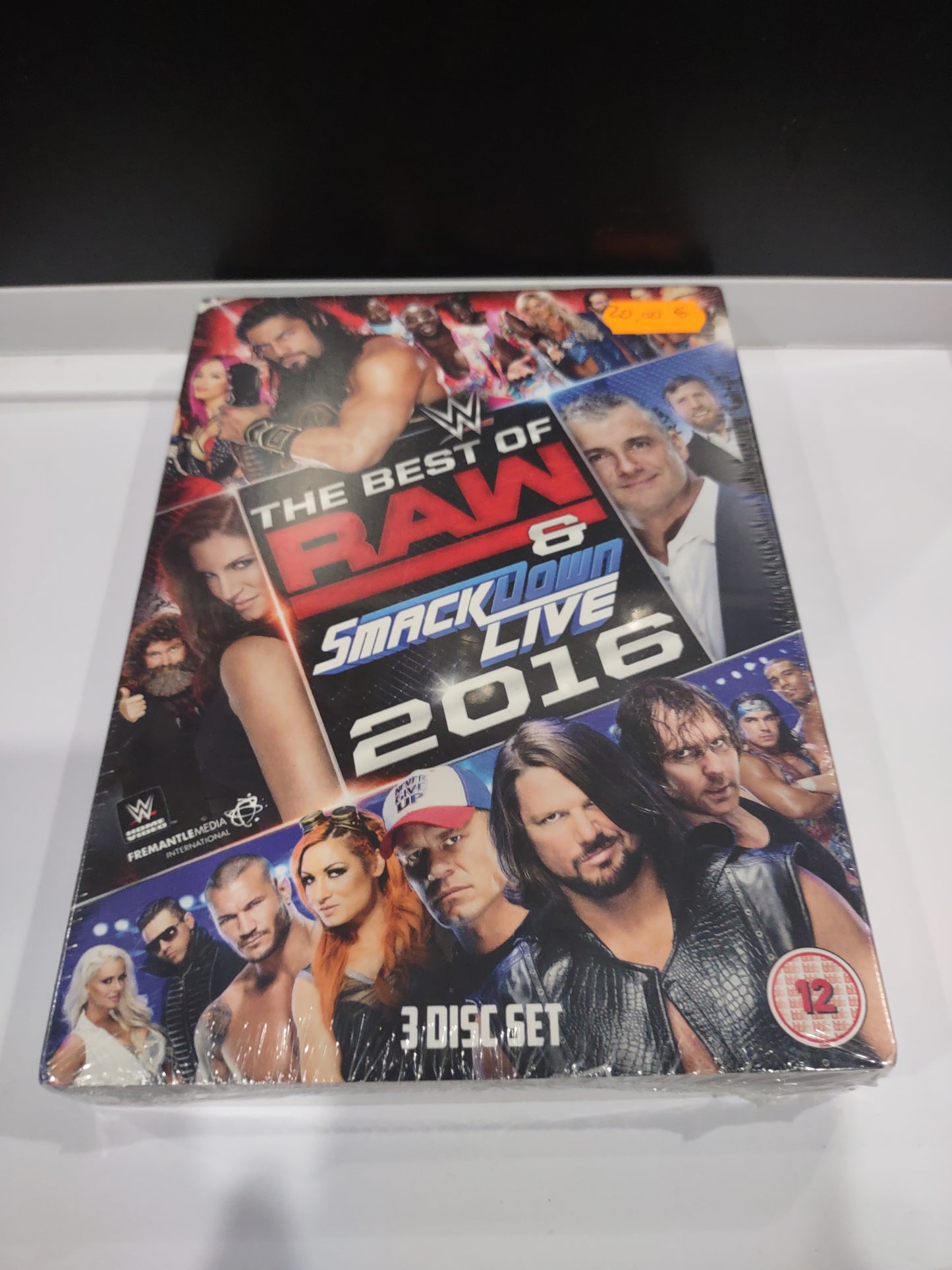 DVD WWE wrestling the best of RAW SmackDown 2016