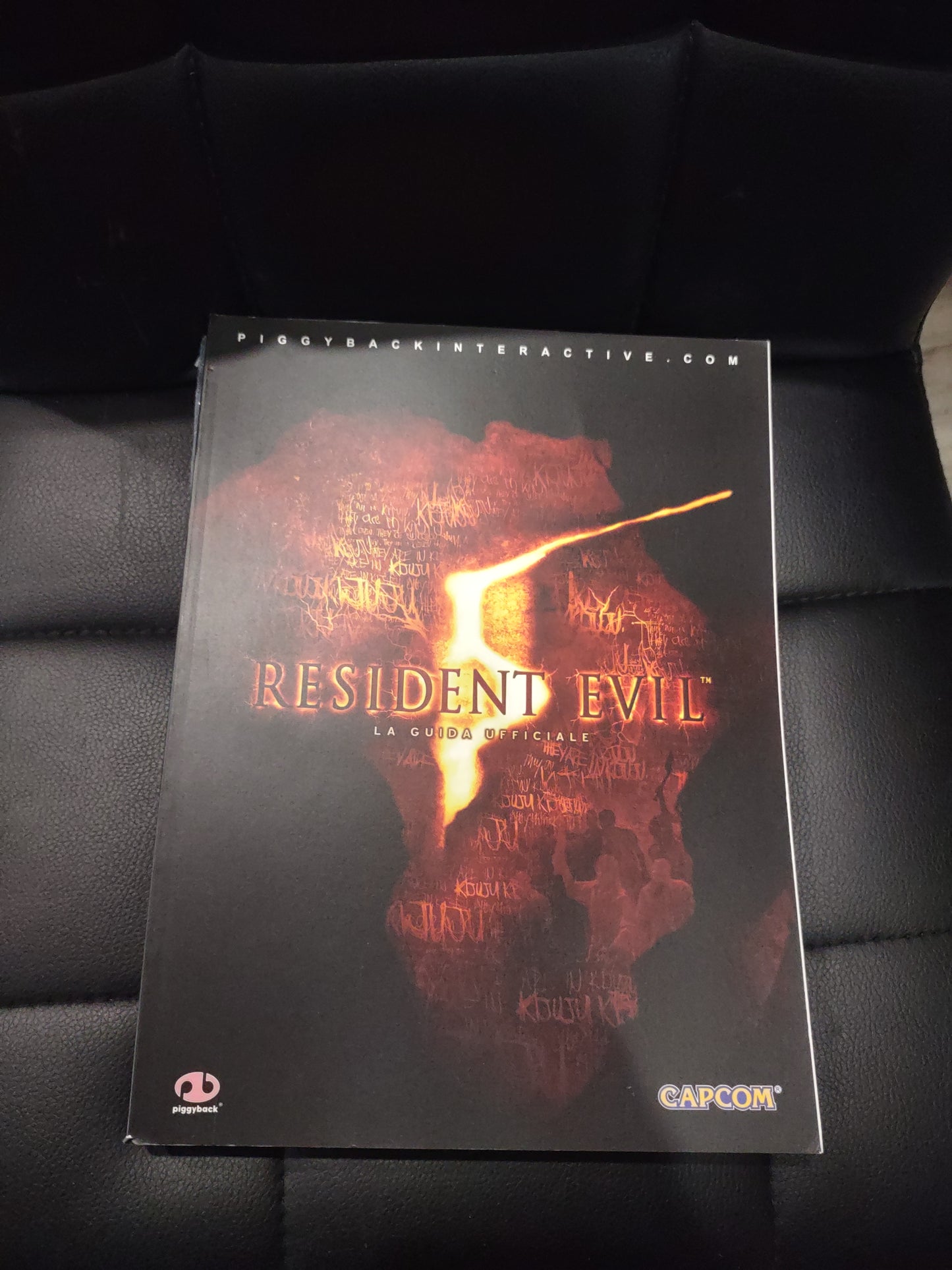 La guida ufficiale strategica Resident evil 5