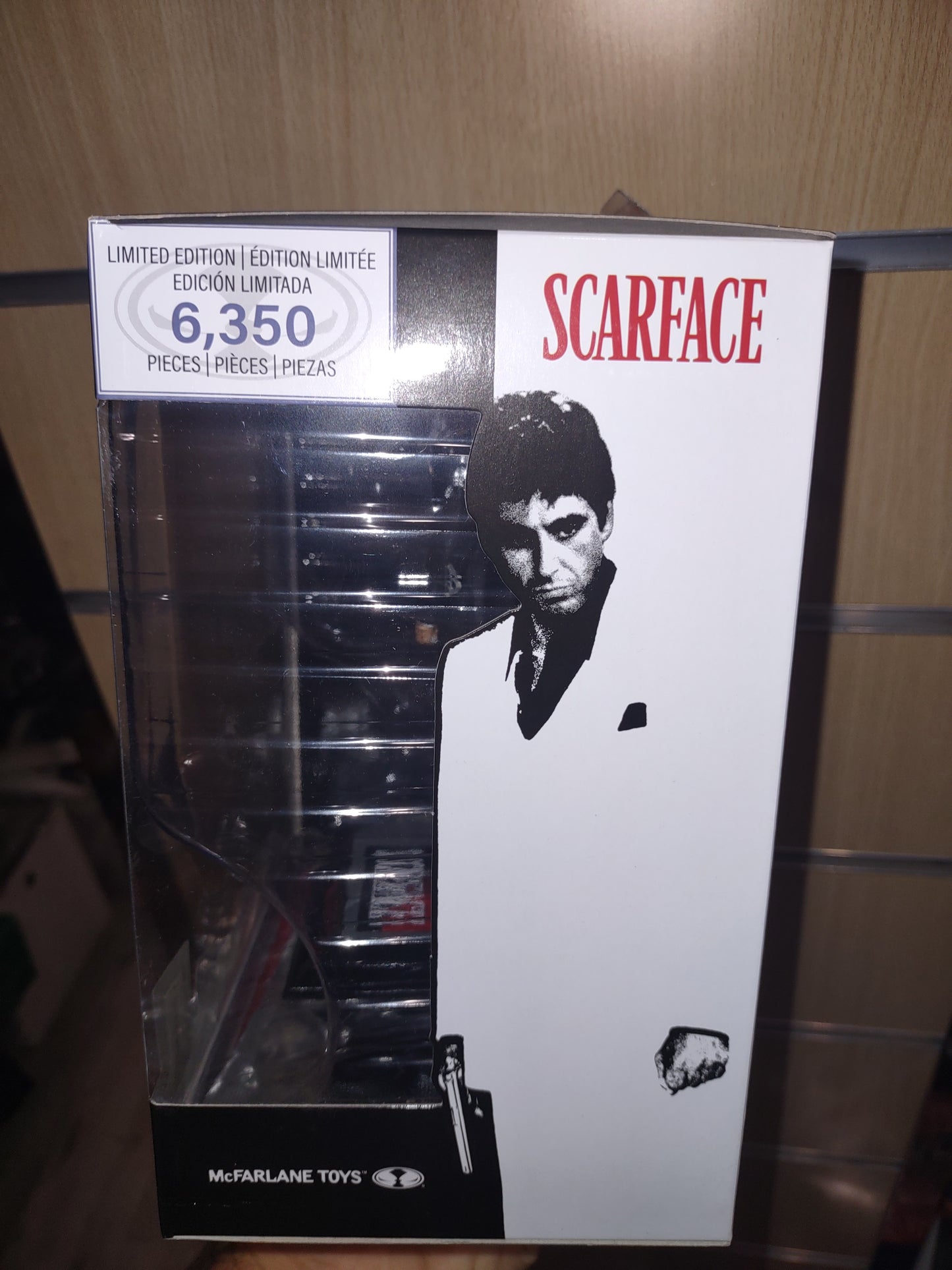 Action figure Scarface Tony montana McFarlane movie maniacs film