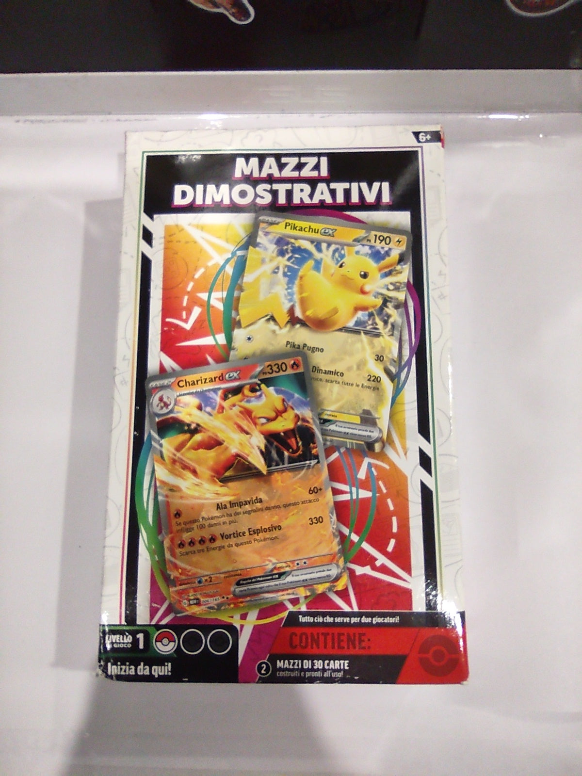 Pokémon mazzi dimostrativi Charizard Pikachu
