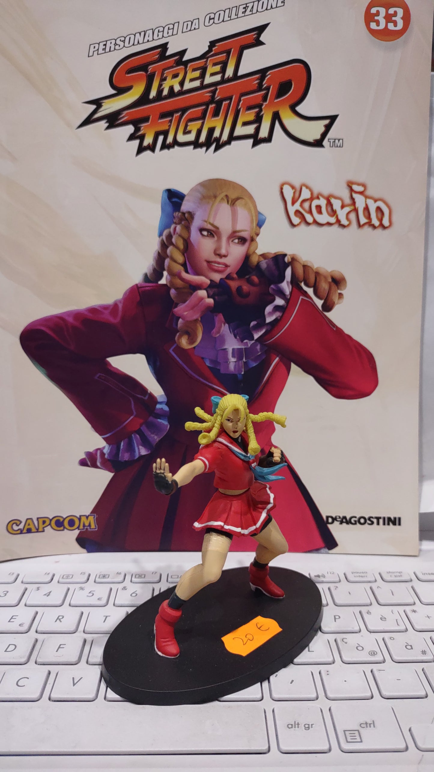 Action figure street fighter Karin de Agostini capcom