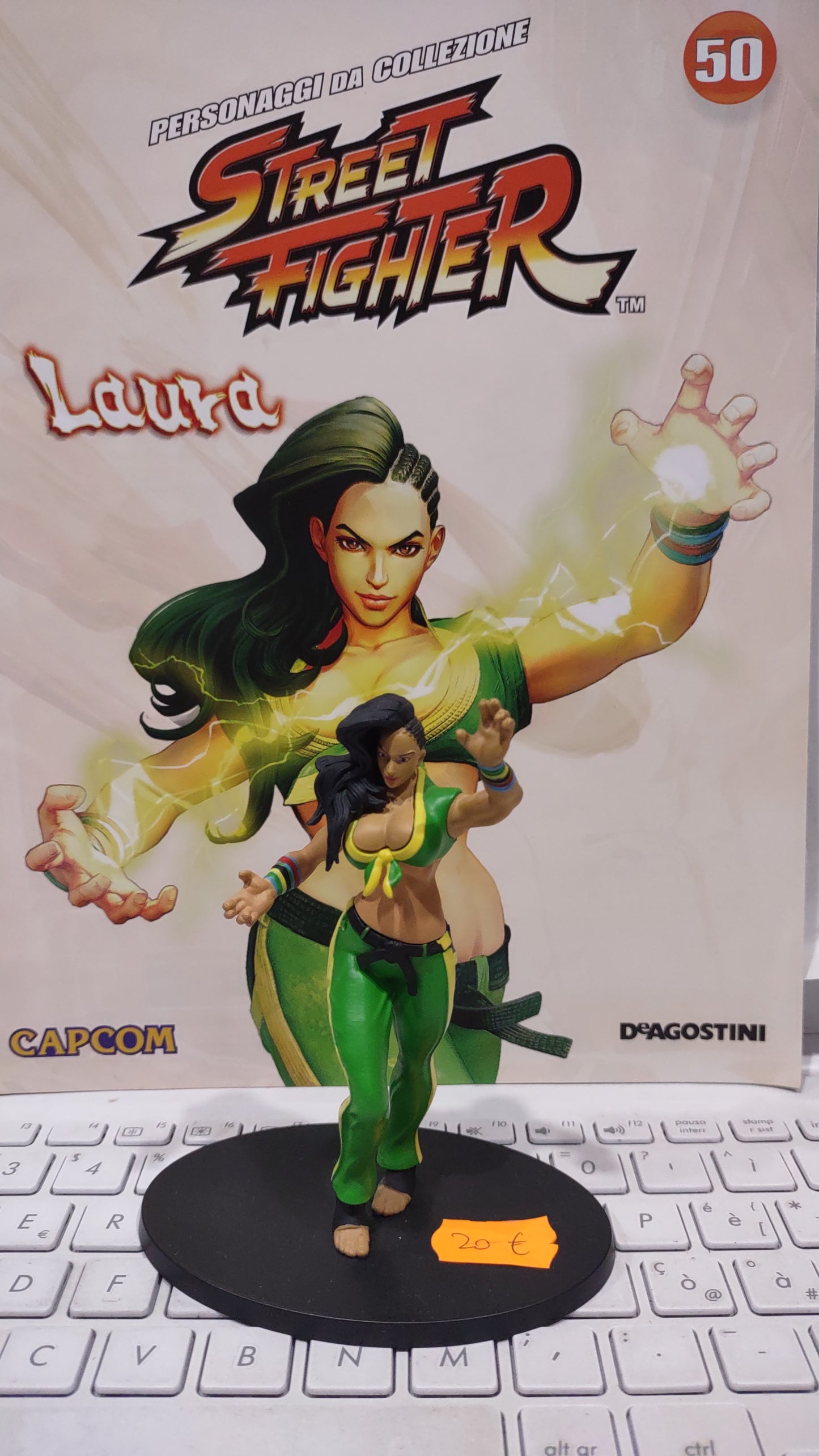 Action figure street fighter Laura de Agostini capcom