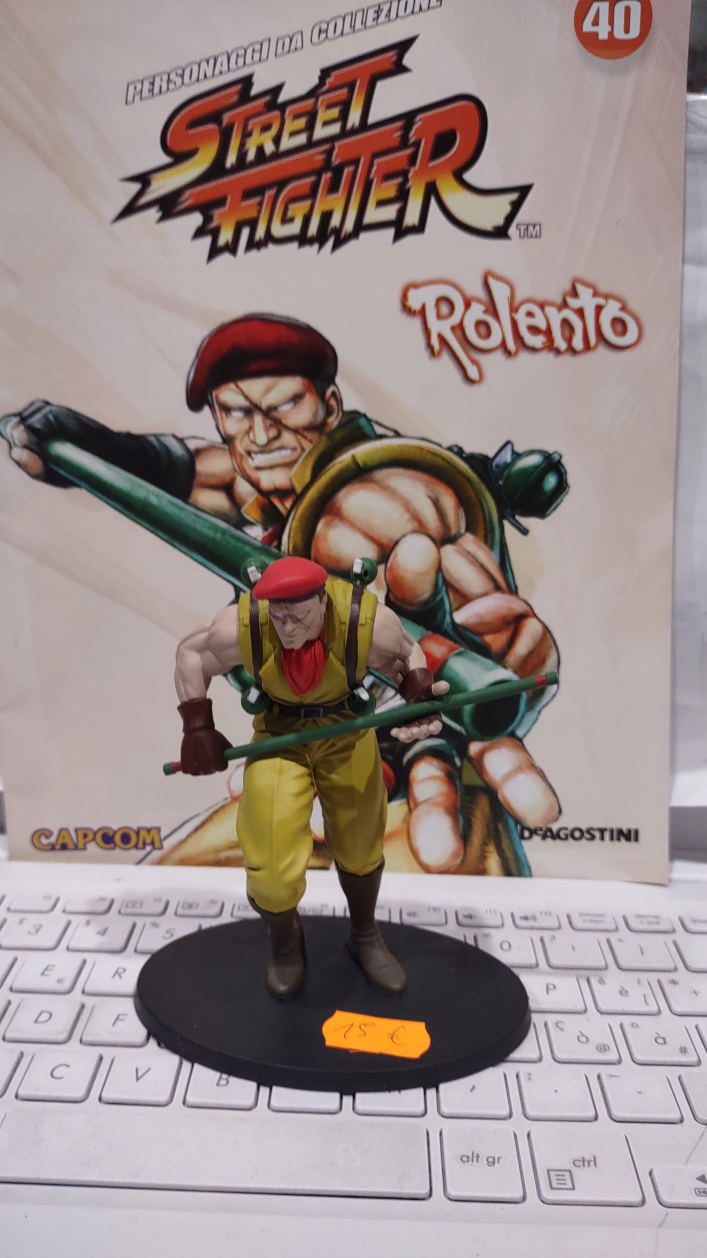 Action figure street fighter Rolento de Agostini capcom