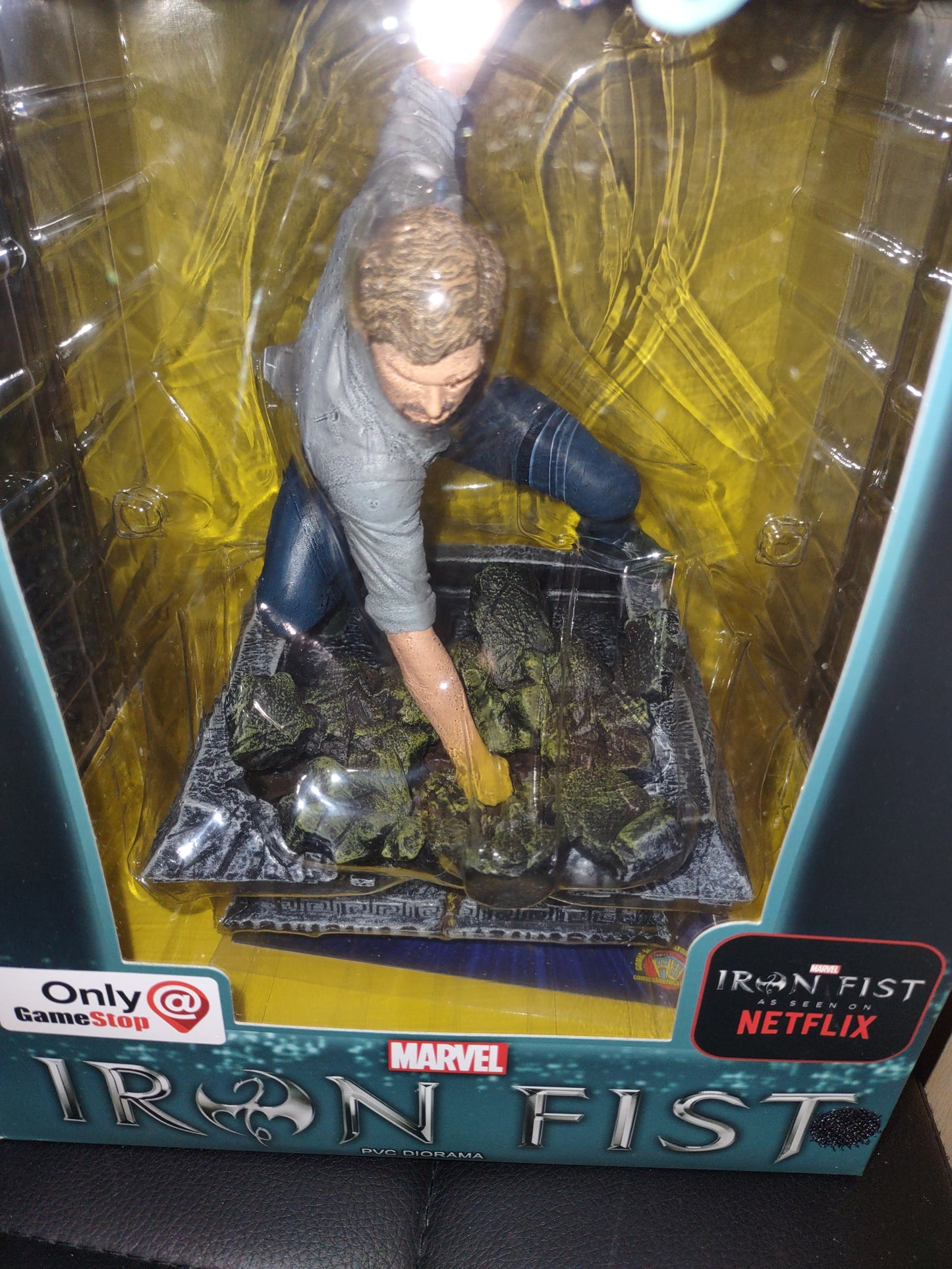 Marvel Netflix figure iron fist diamond gallery exclusive toys