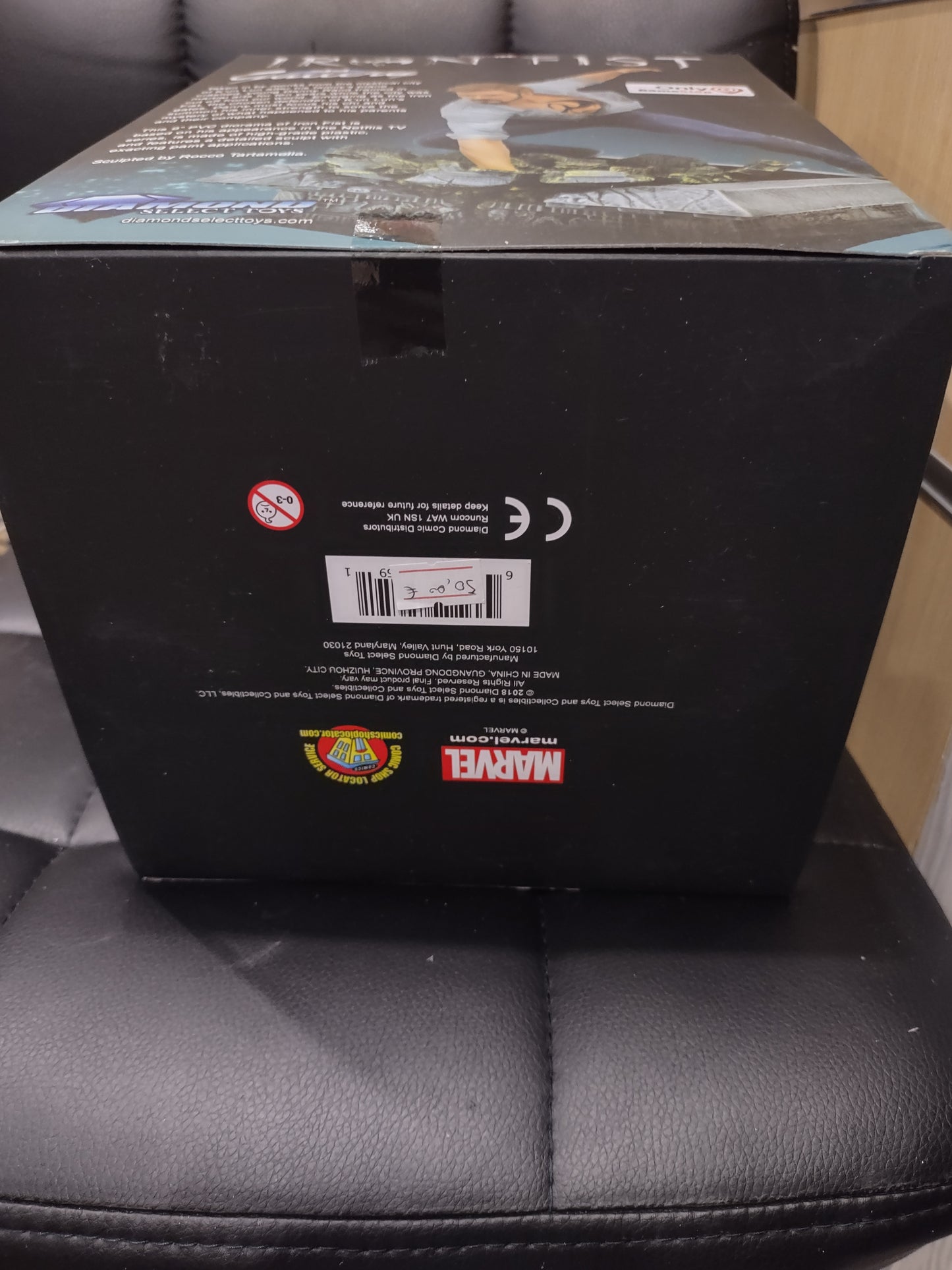 Marvel Netflix figure iron fist diamond gallery exclusive toys