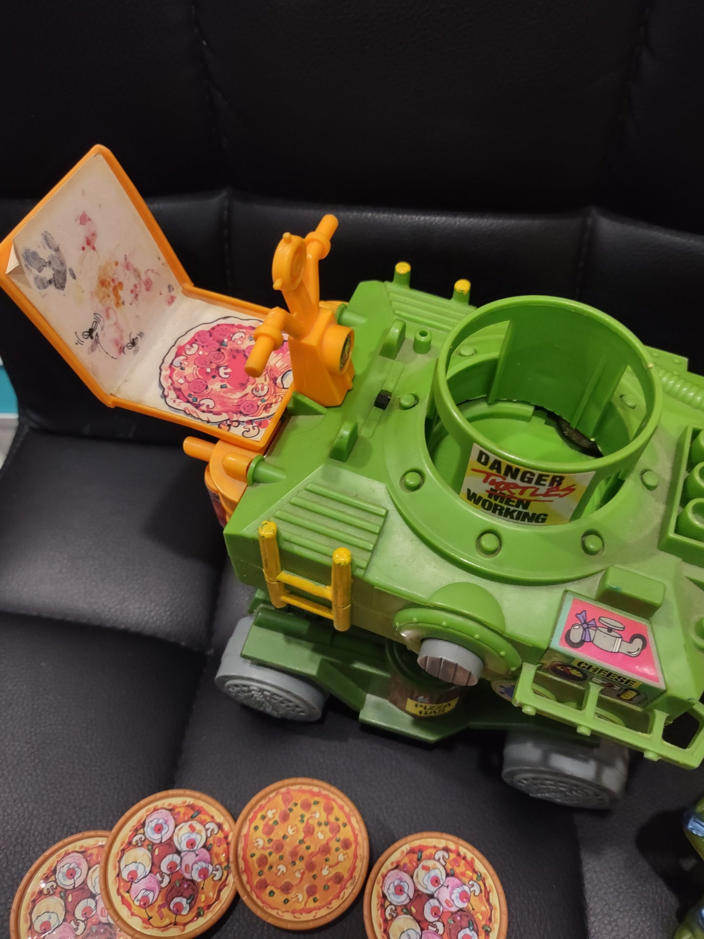 Tmnt ninja turtles playmates spara pizze più Leonardo