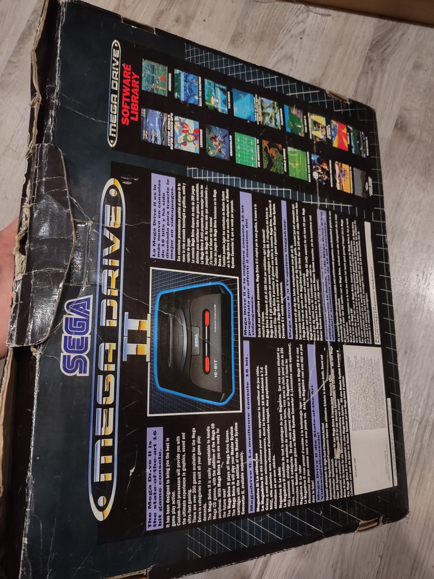 Console sega mega drive 2 con scatola due controller cavi 16 bit vintage