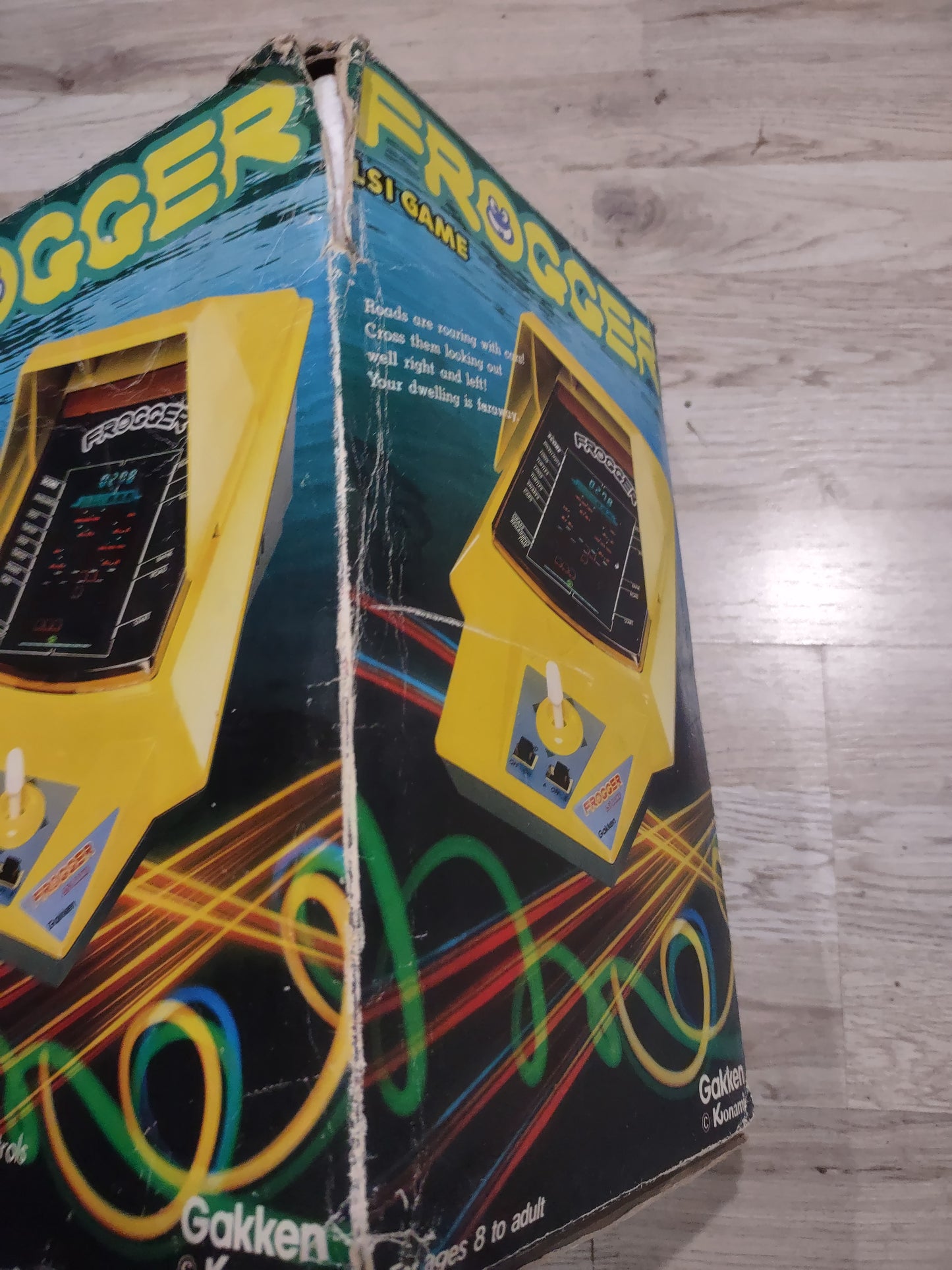 Gioco elettronico gakken frogger cabinato electronic game konami lsi