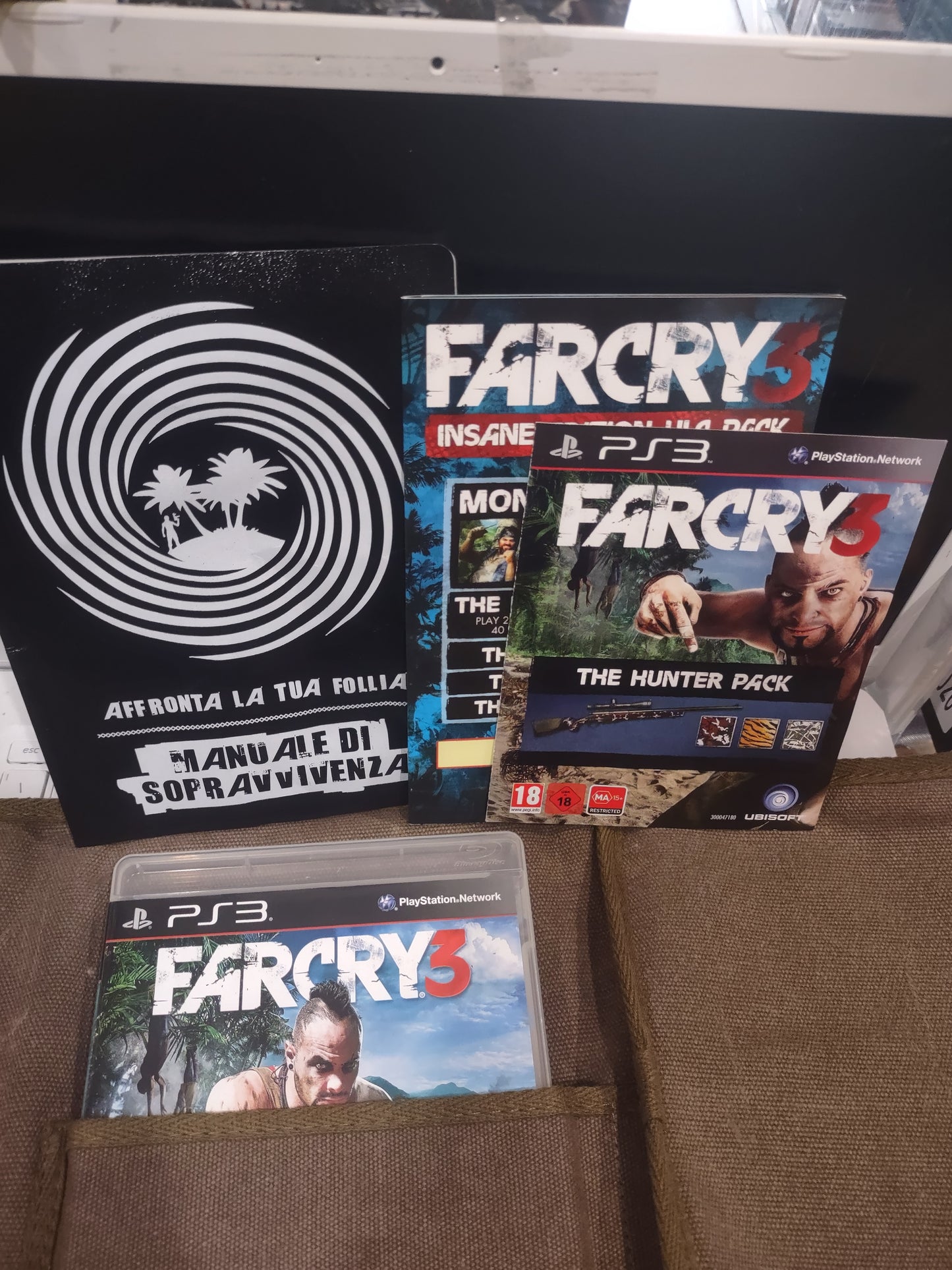 Gioco PlayStation ps3 far cry 3 più gadget
