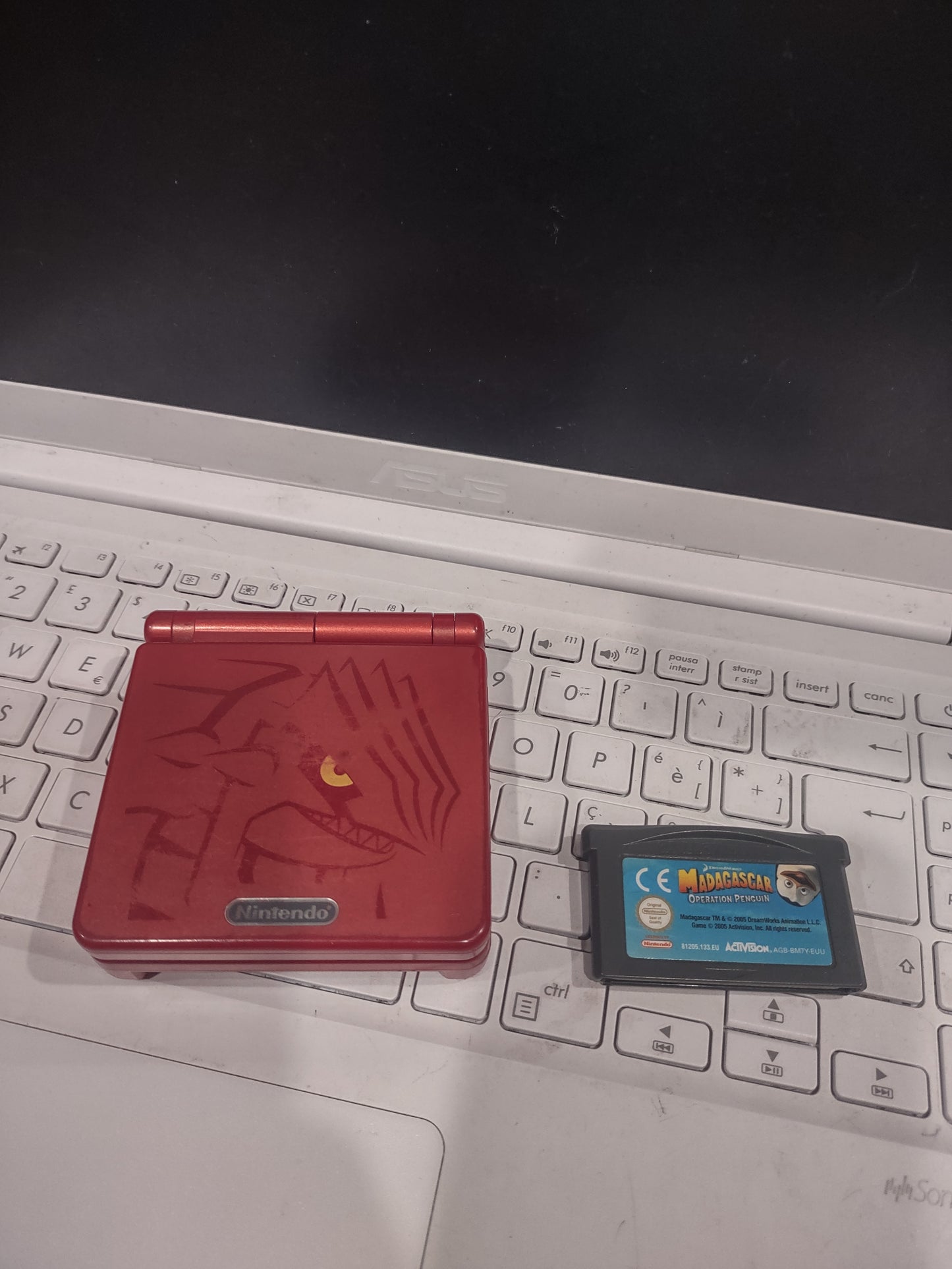 Nintendo Game boy Advance GBA limited edition Pokémon Rubino console gioco Madagascar