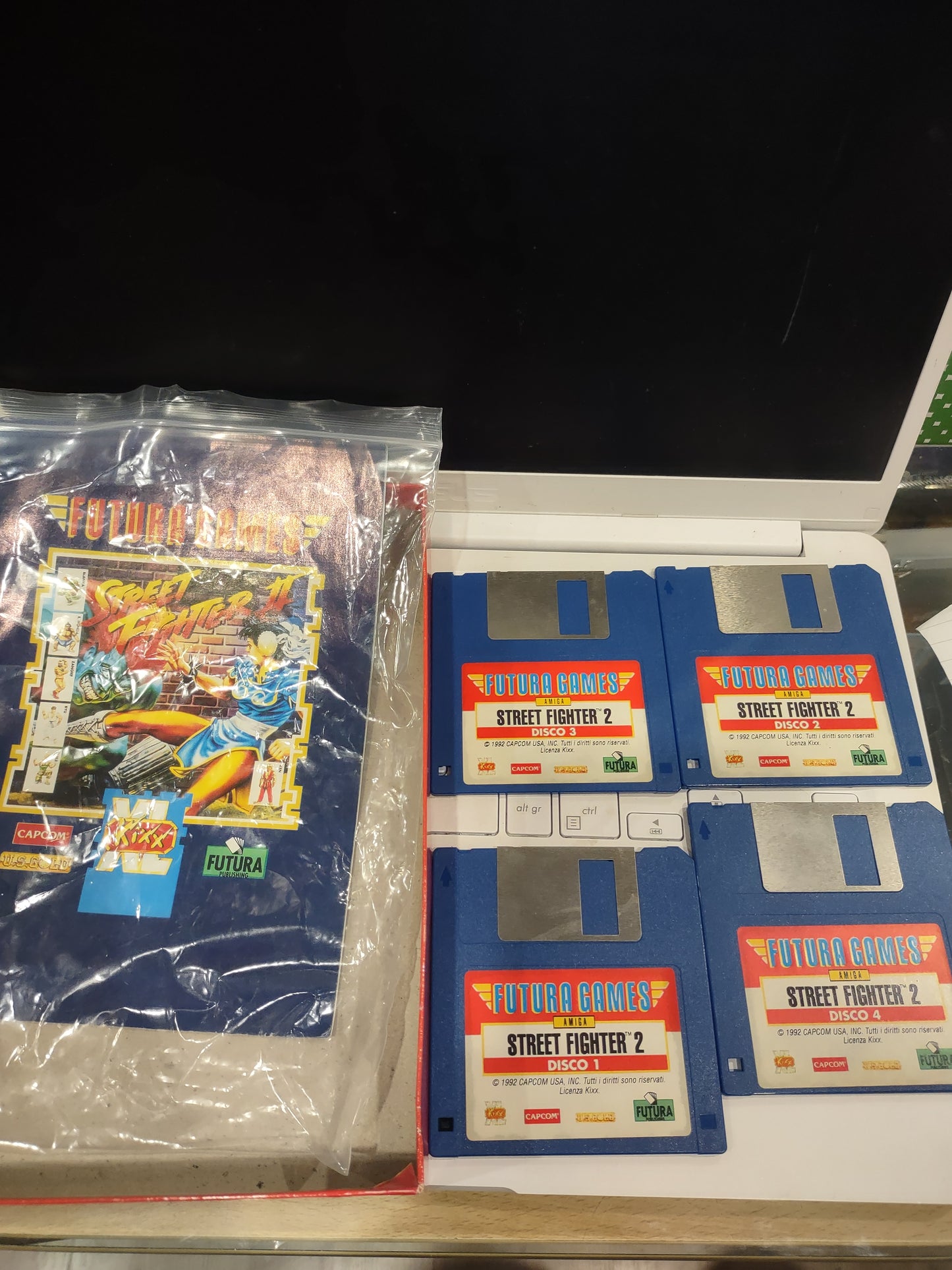 Gioco Amiga commodore street fighter 2 floppy disk