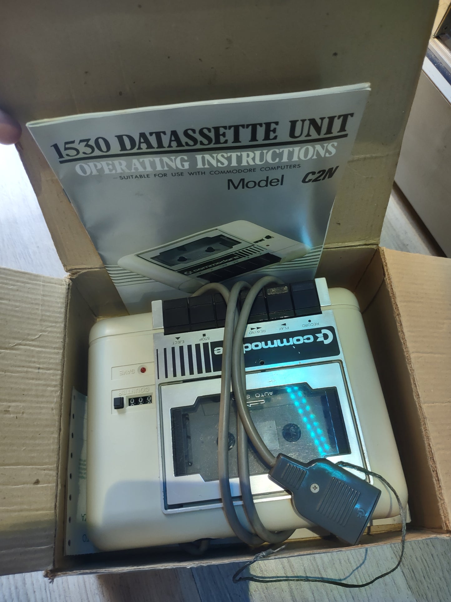 Datasette unità commodore 64 128 con scatola istruzioni