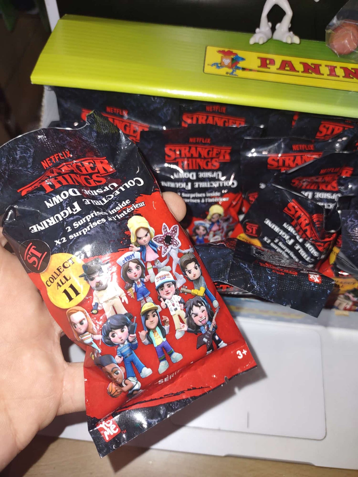 Bustina stranger things