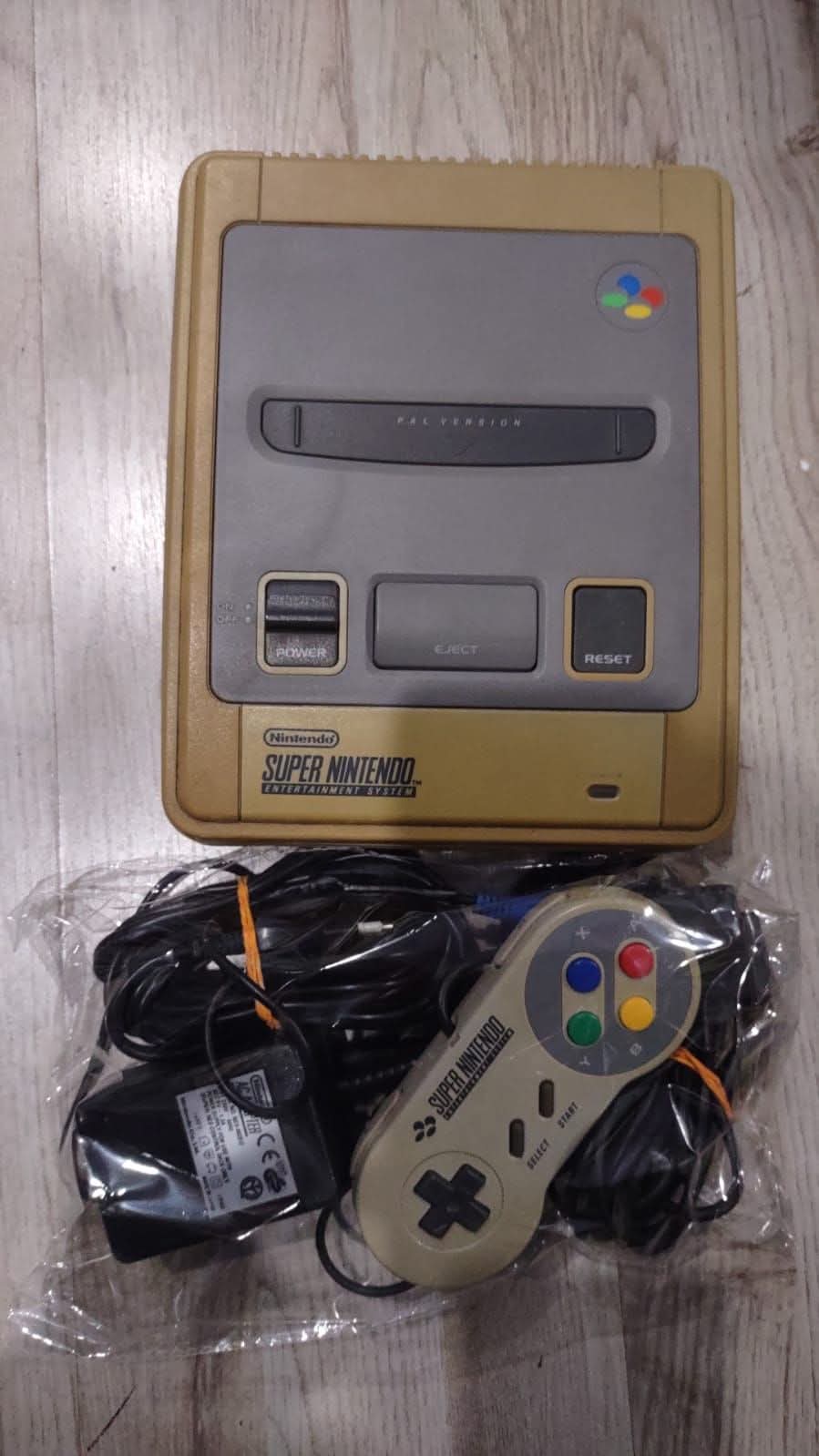 Console supernintendo funzionante completa