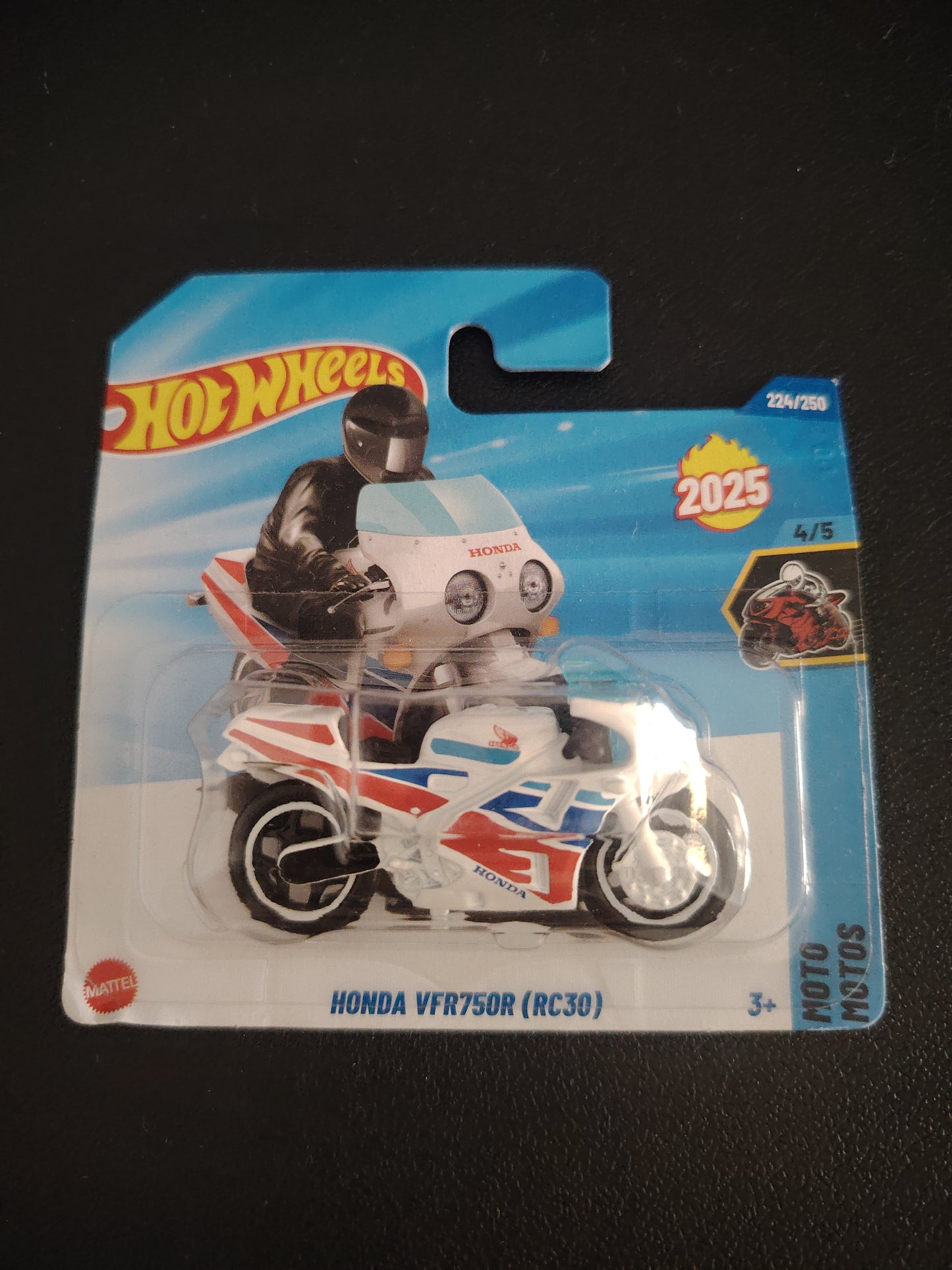 HotWheels Honda vfr750r rc30 2025