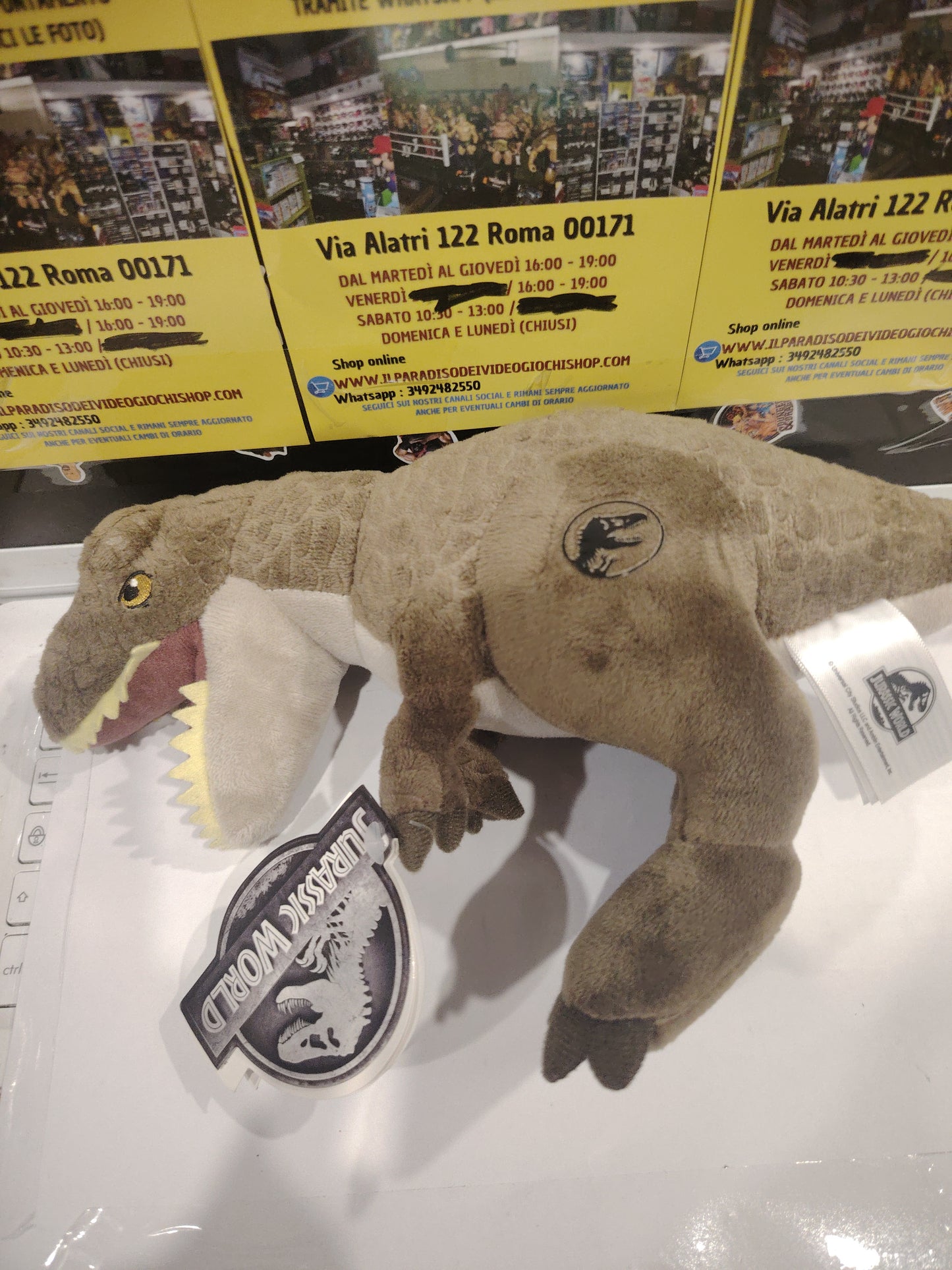 Peluche jurassic world