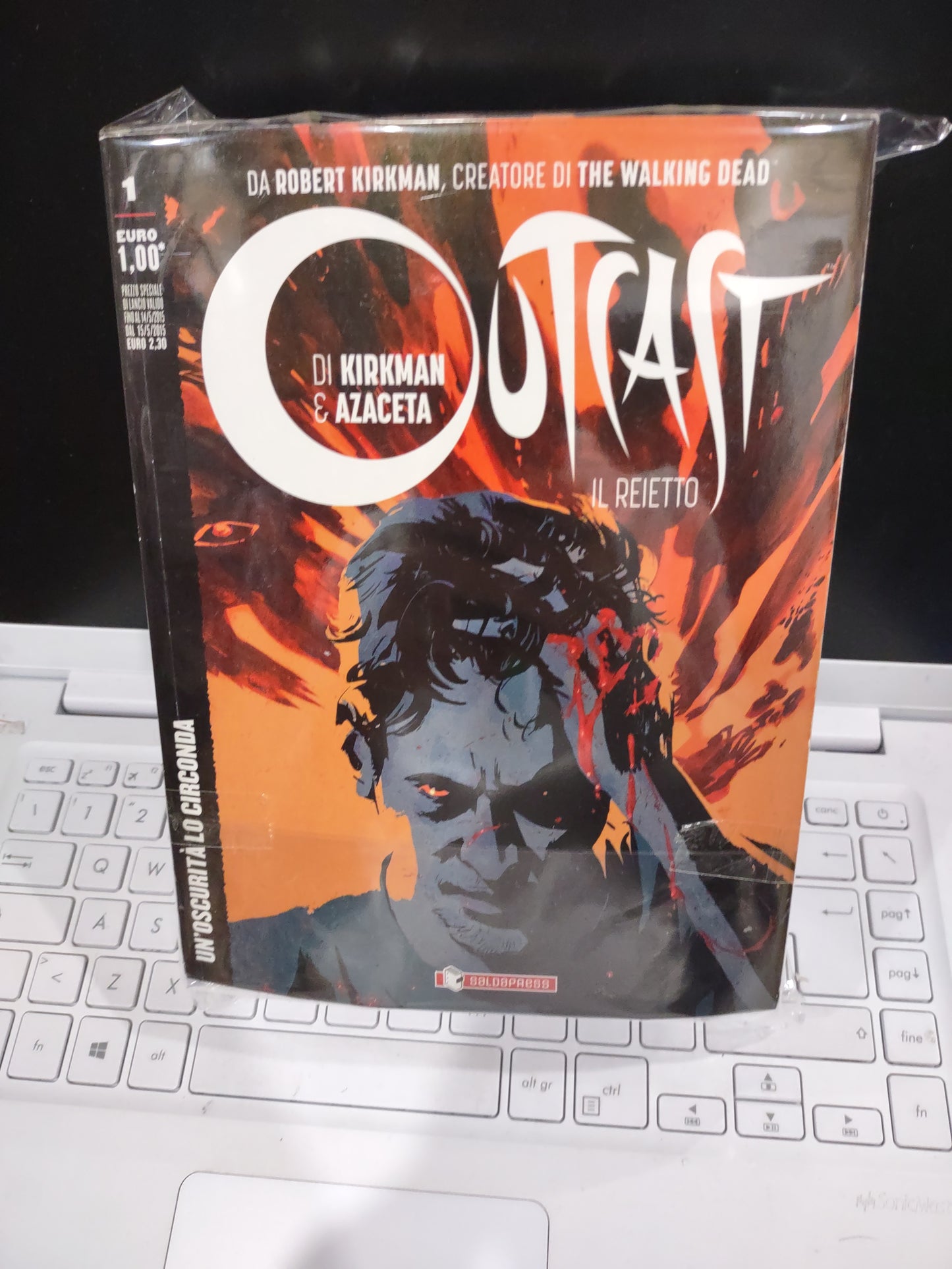 Action figure outcast + fumetto N1 italiano