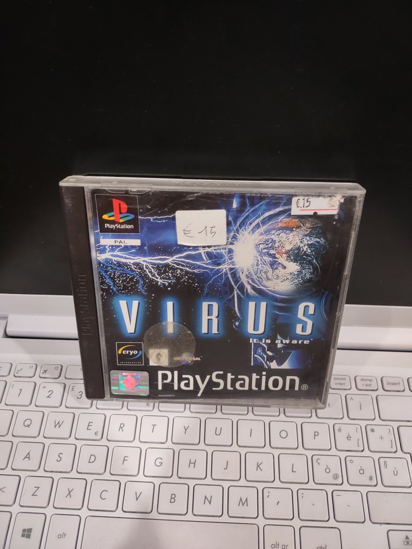 Gioco PS1 PlayStation virus IT IS aware