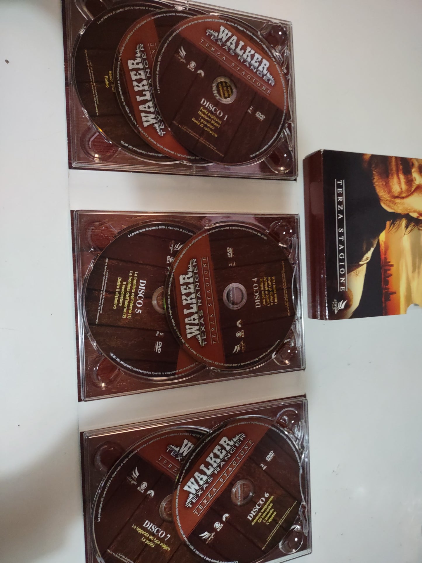 Lotto bundle DVD serie TV Walker TEXAS ranger 1-4 stagione