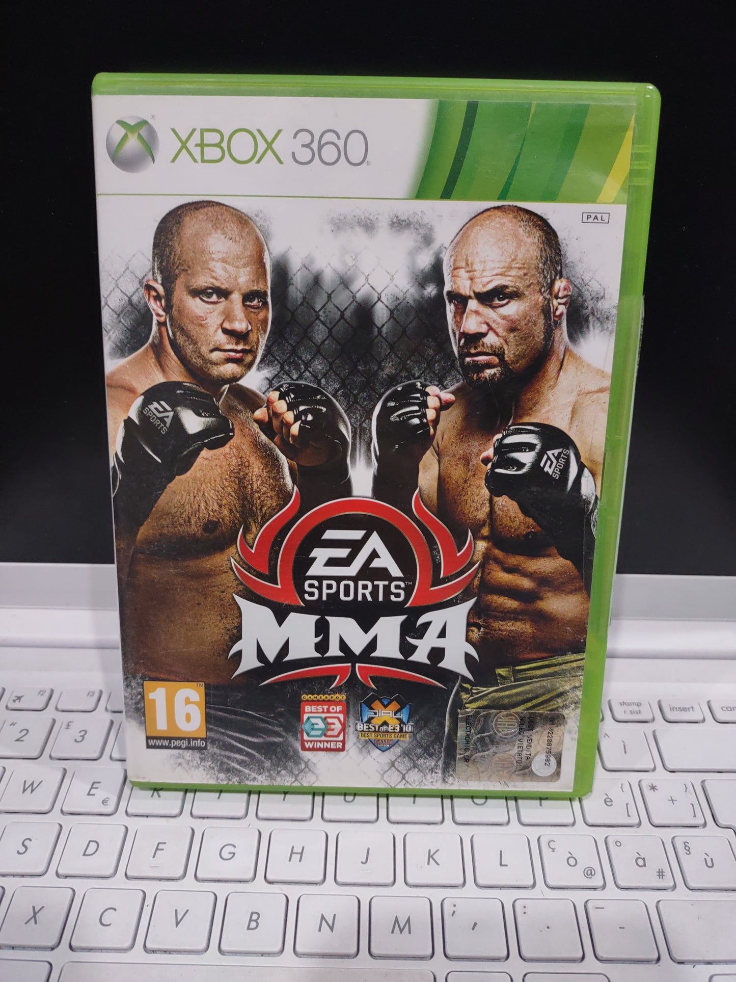 Gioco Xbox 360 MMA ita lotta