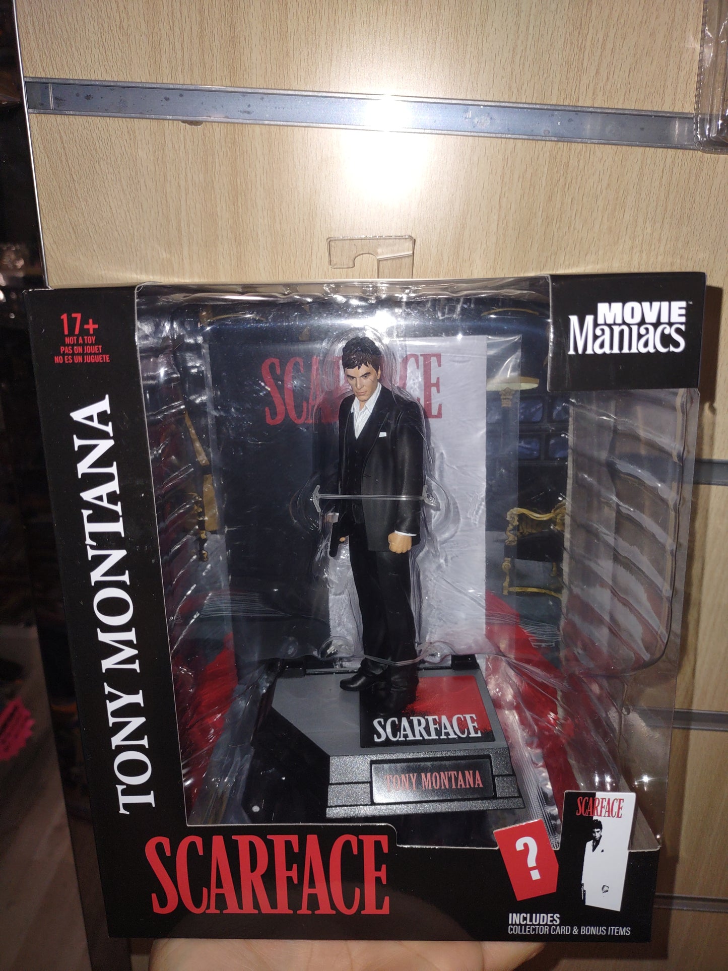 Action figure Scarface Tony montana McFarlane movie maniacs film