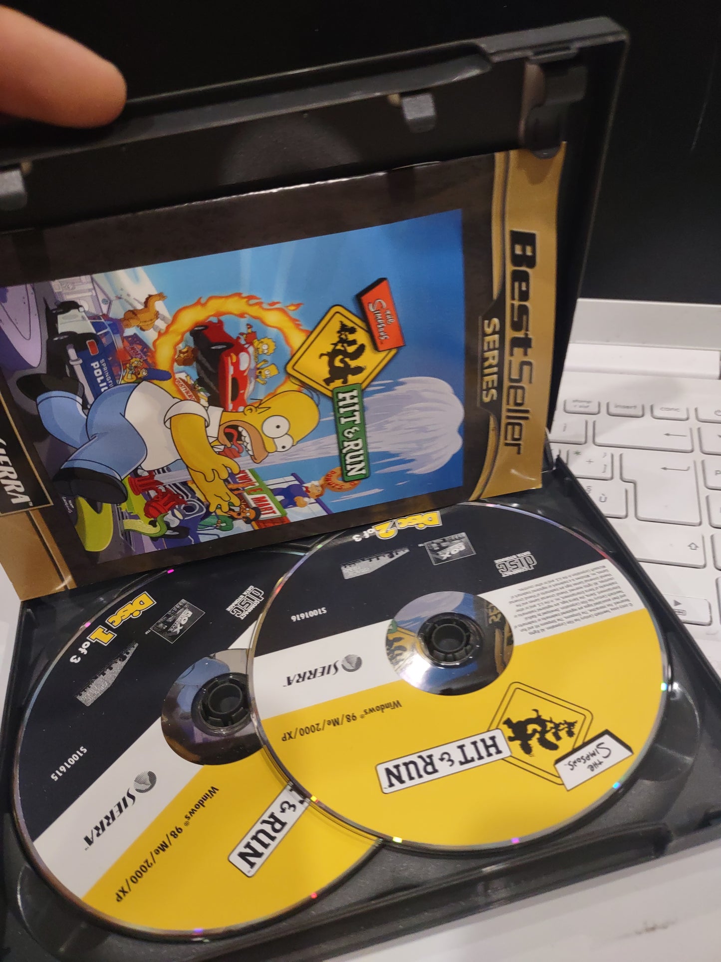 Gioco PC CD ROM computer dei Simpsons hit & run