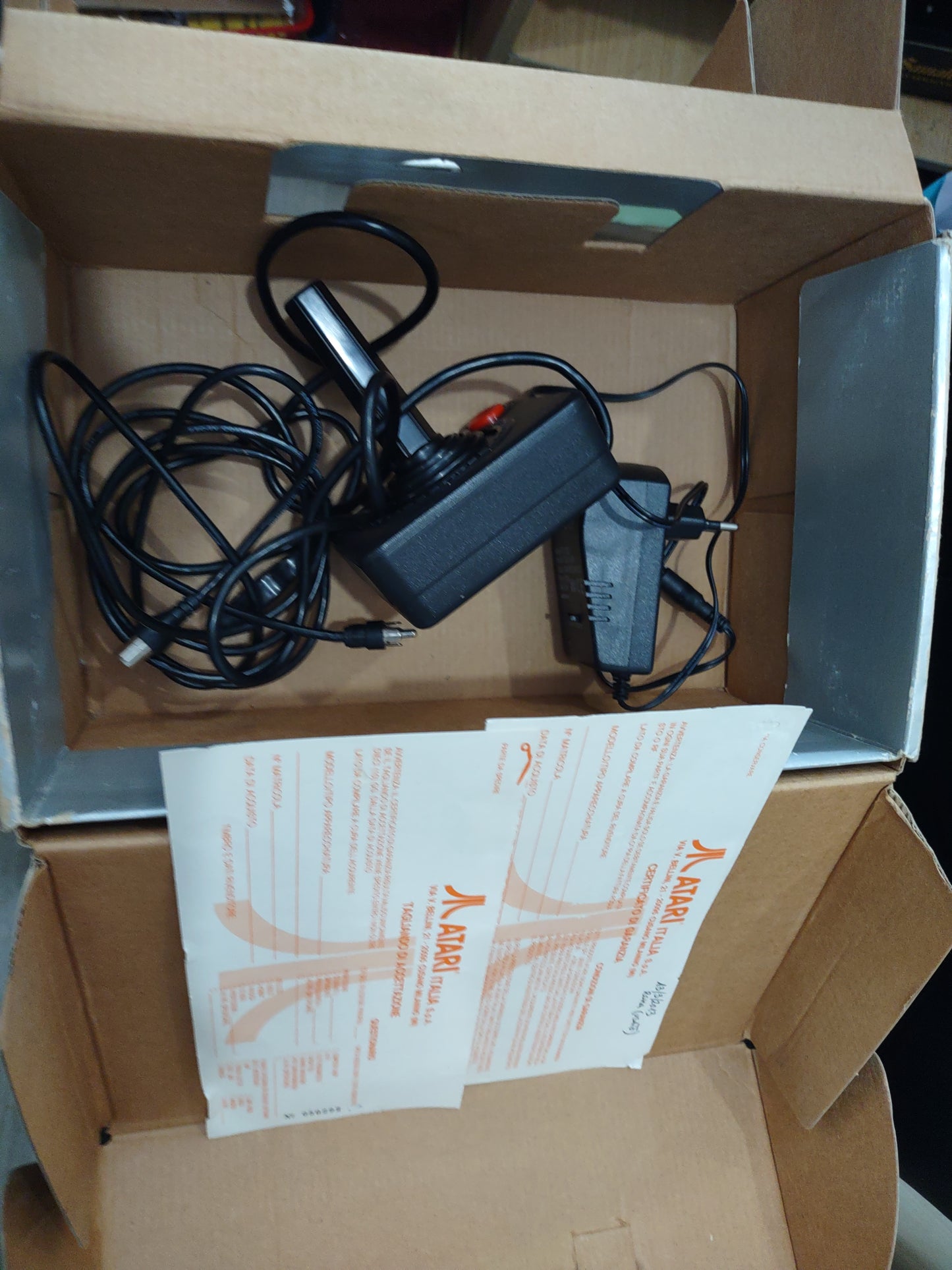 Console Atari 2600 junior vintage con scatola