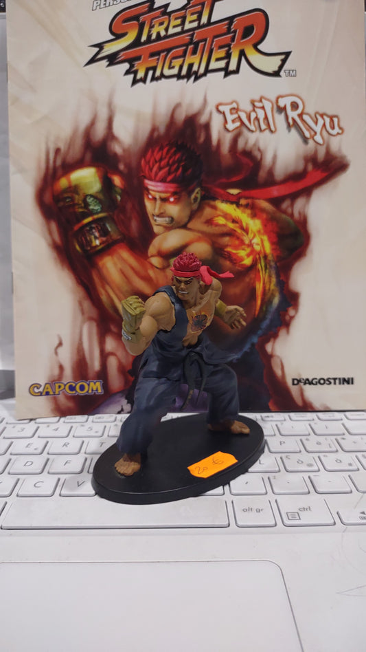 Action figure street fighter evil Ryu de Agostini capcom