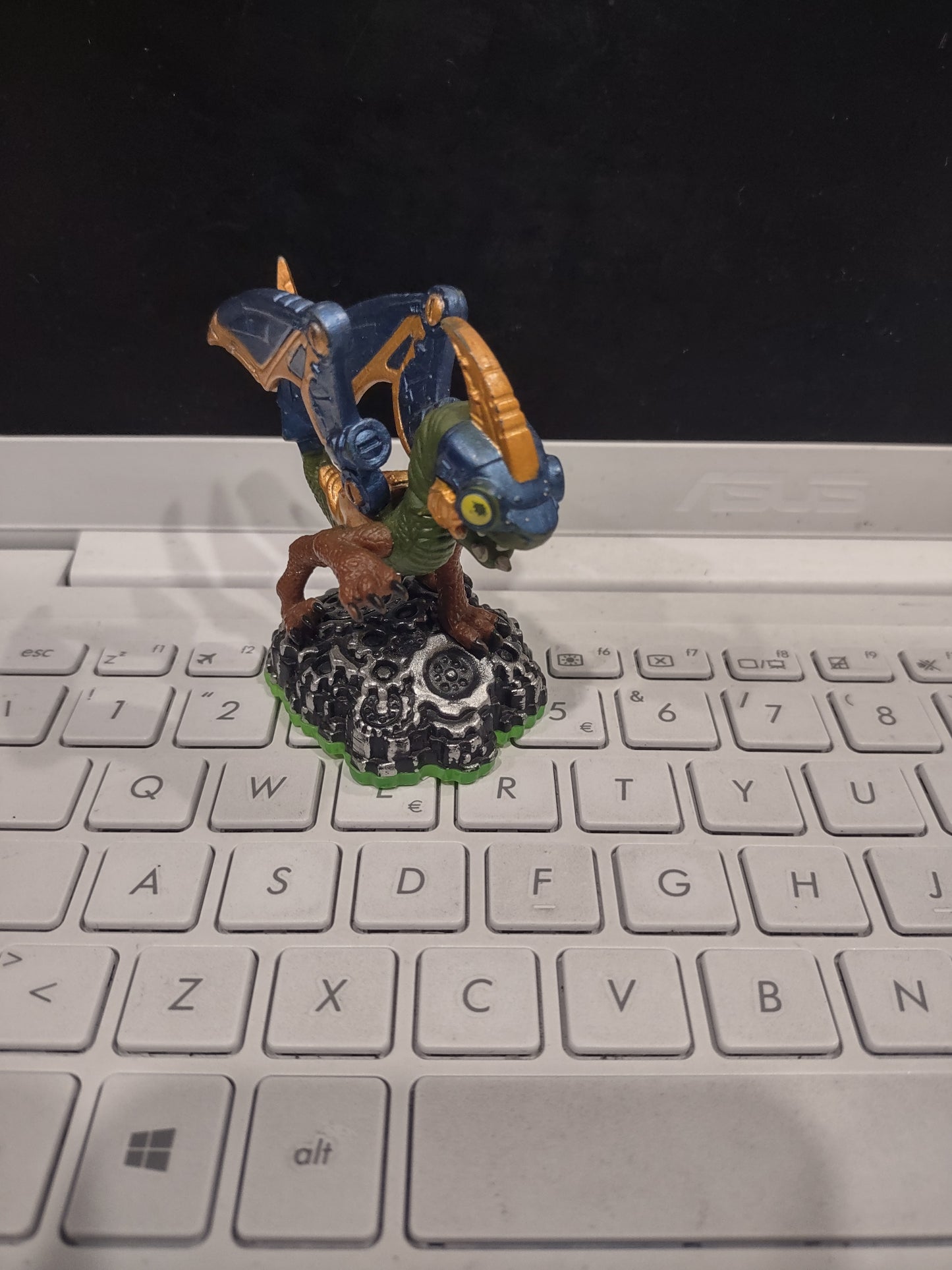 Personaggio dark Spyro drobot Skylanders PlayStation Nintendo