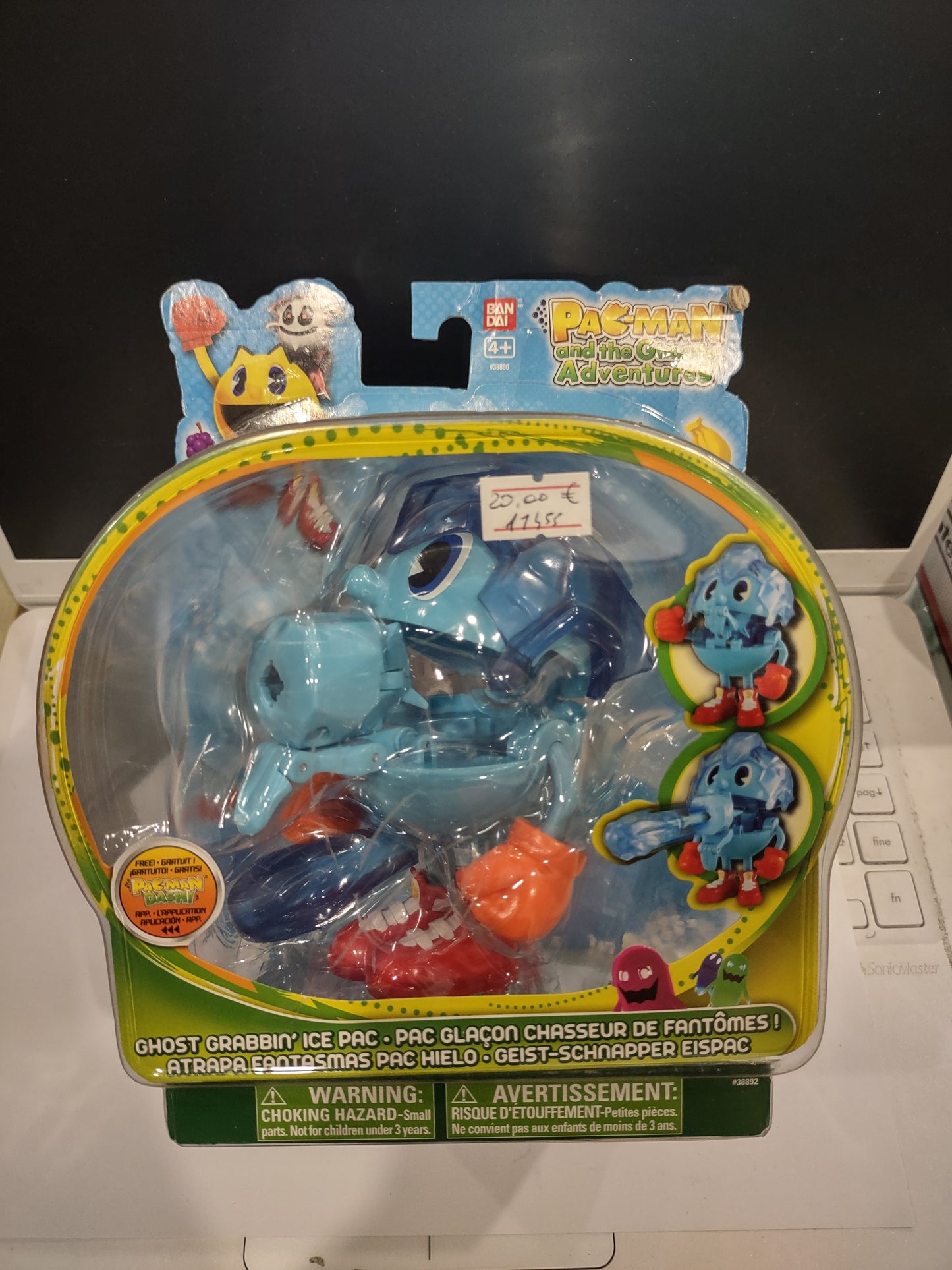 Action figure bandai pac-man and the ghostly adventures ice pac