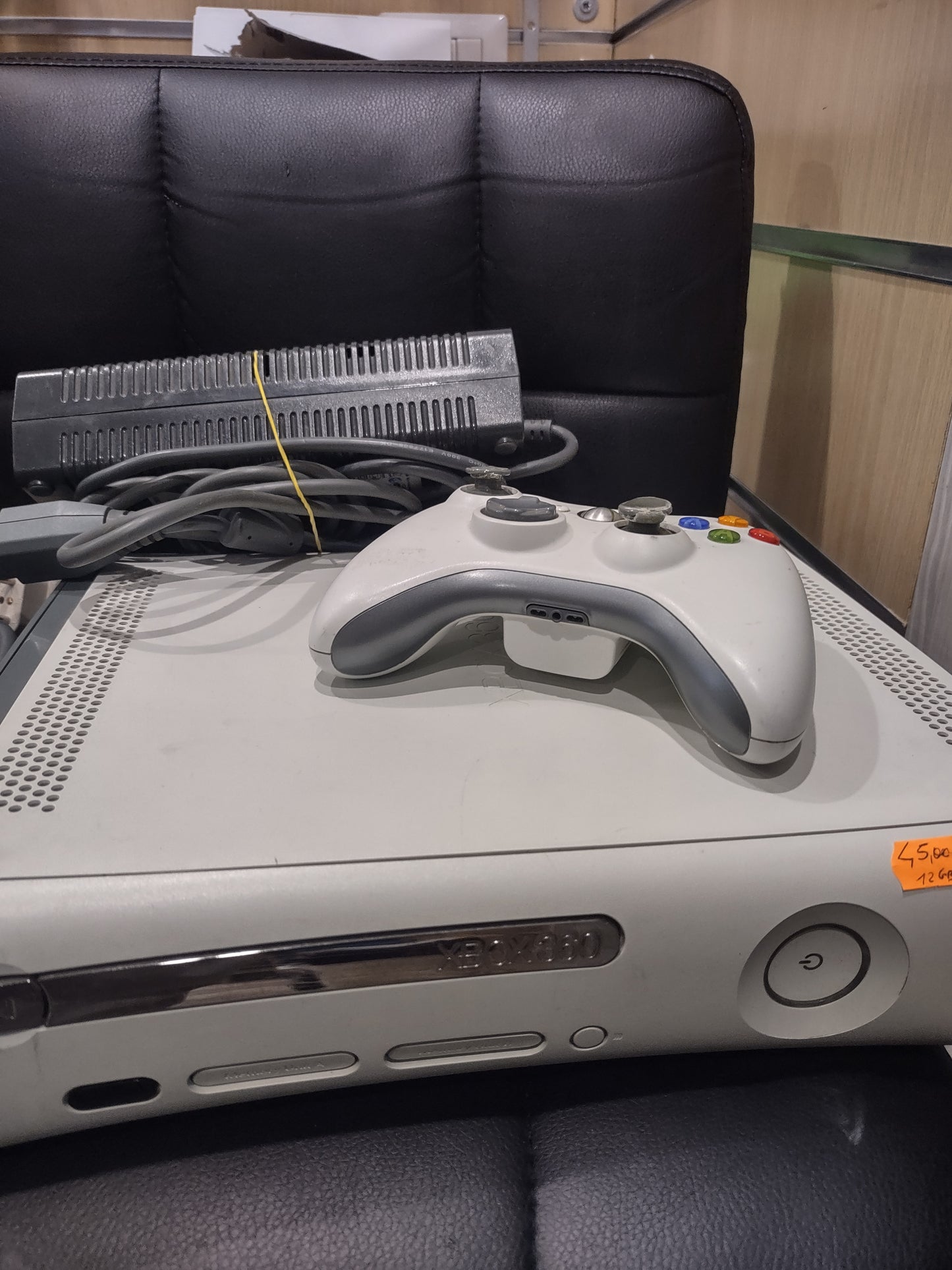 Console White fat Xbox 360 Microsoft 12 GB con cuffie cavi controller