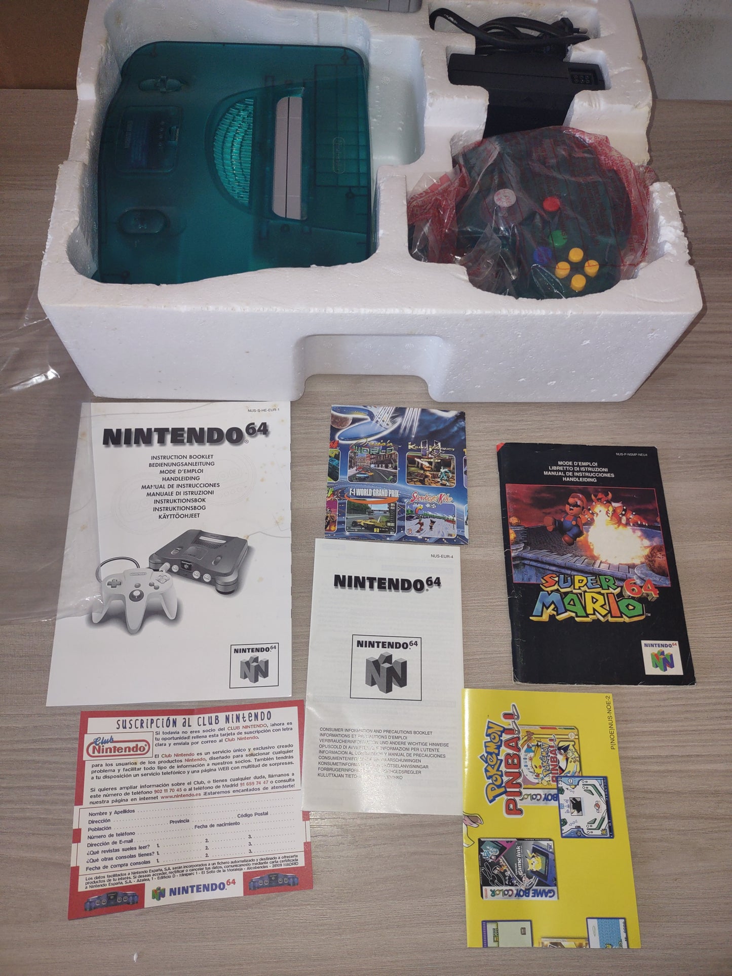 Console Nintendo 64 n64 clear blue con Super Mario 64 Limited PAL EUR