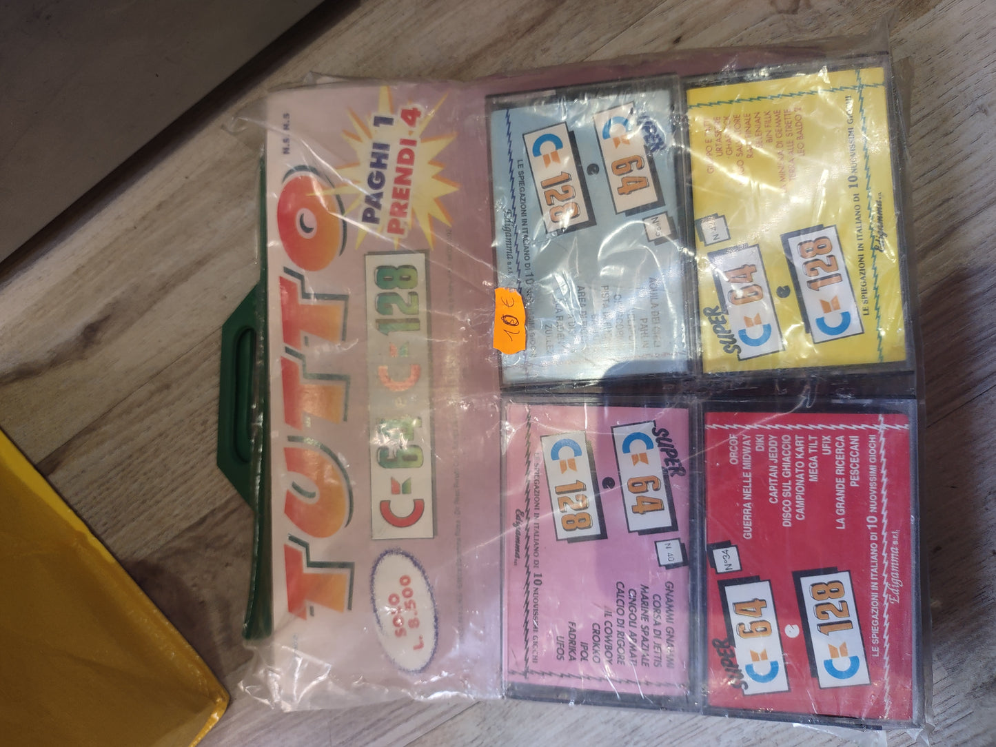 Busta edicola tutto commodore c64 c128 4 cassette