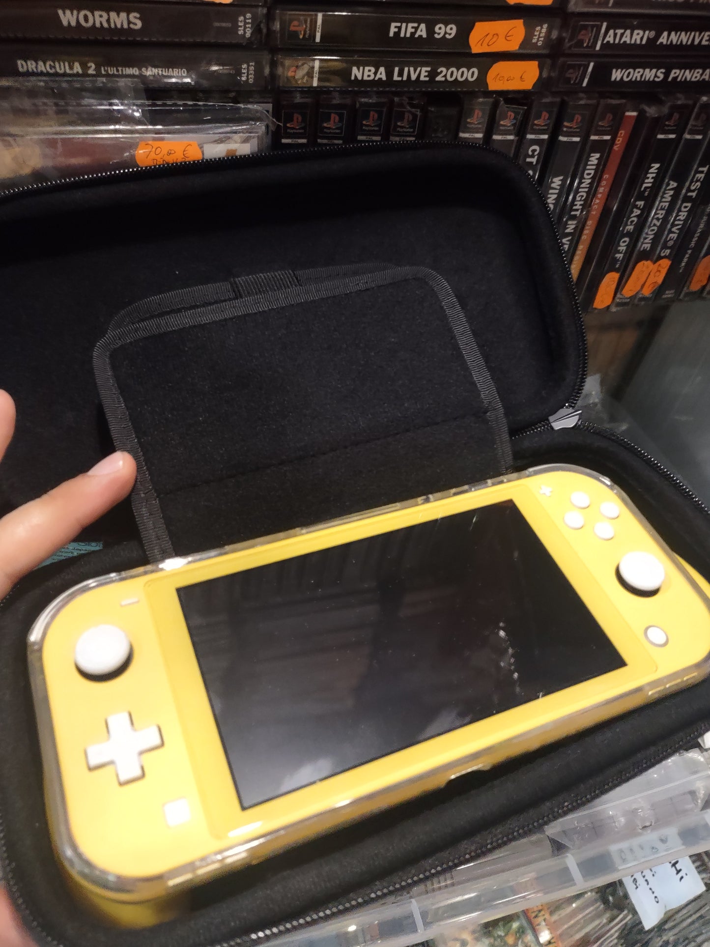 Console Nintendo switch lite Yellow con accessori giochi scatola