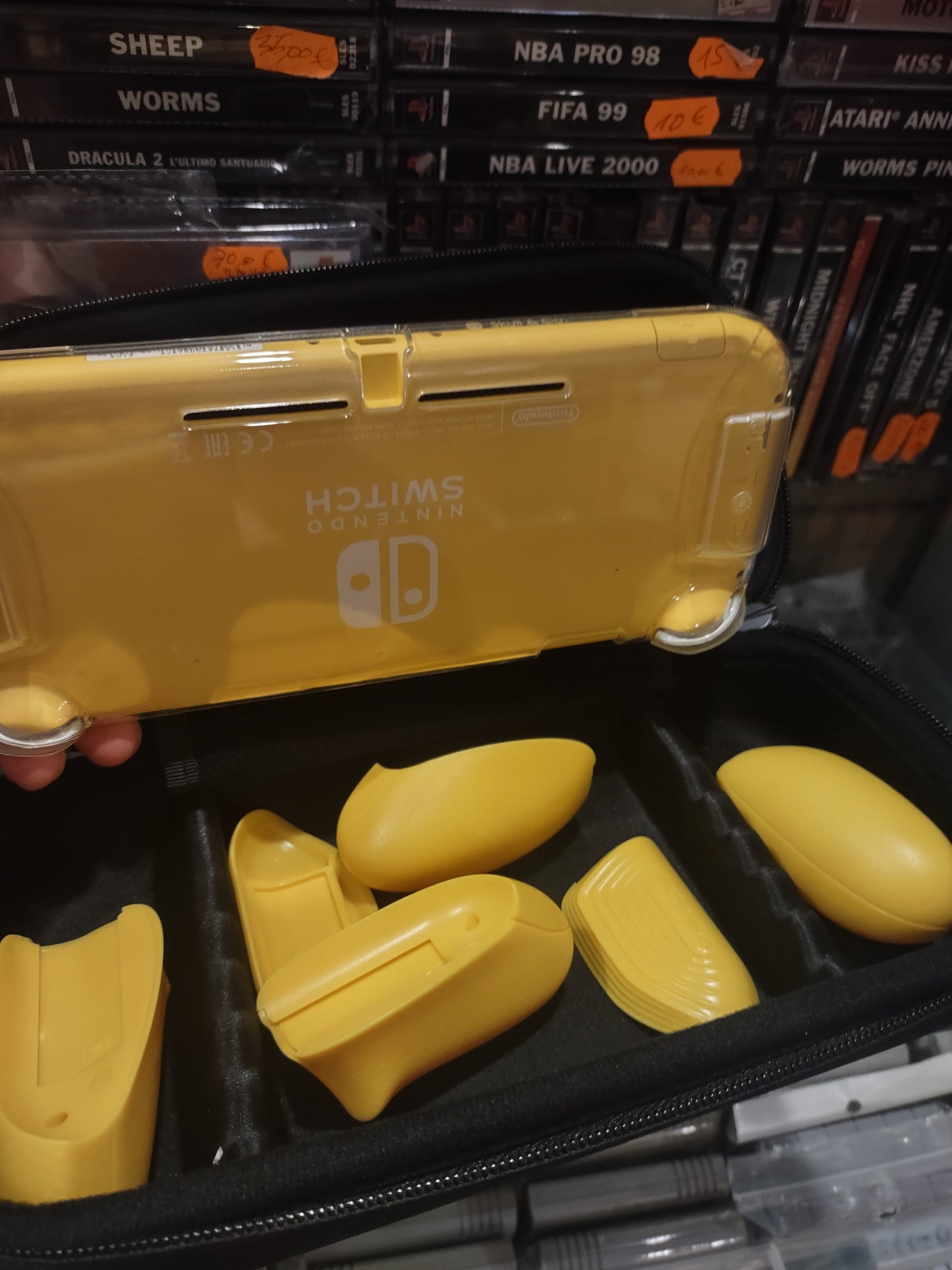 Console Nintendo switch lite Yellow con accessori giochi scatola