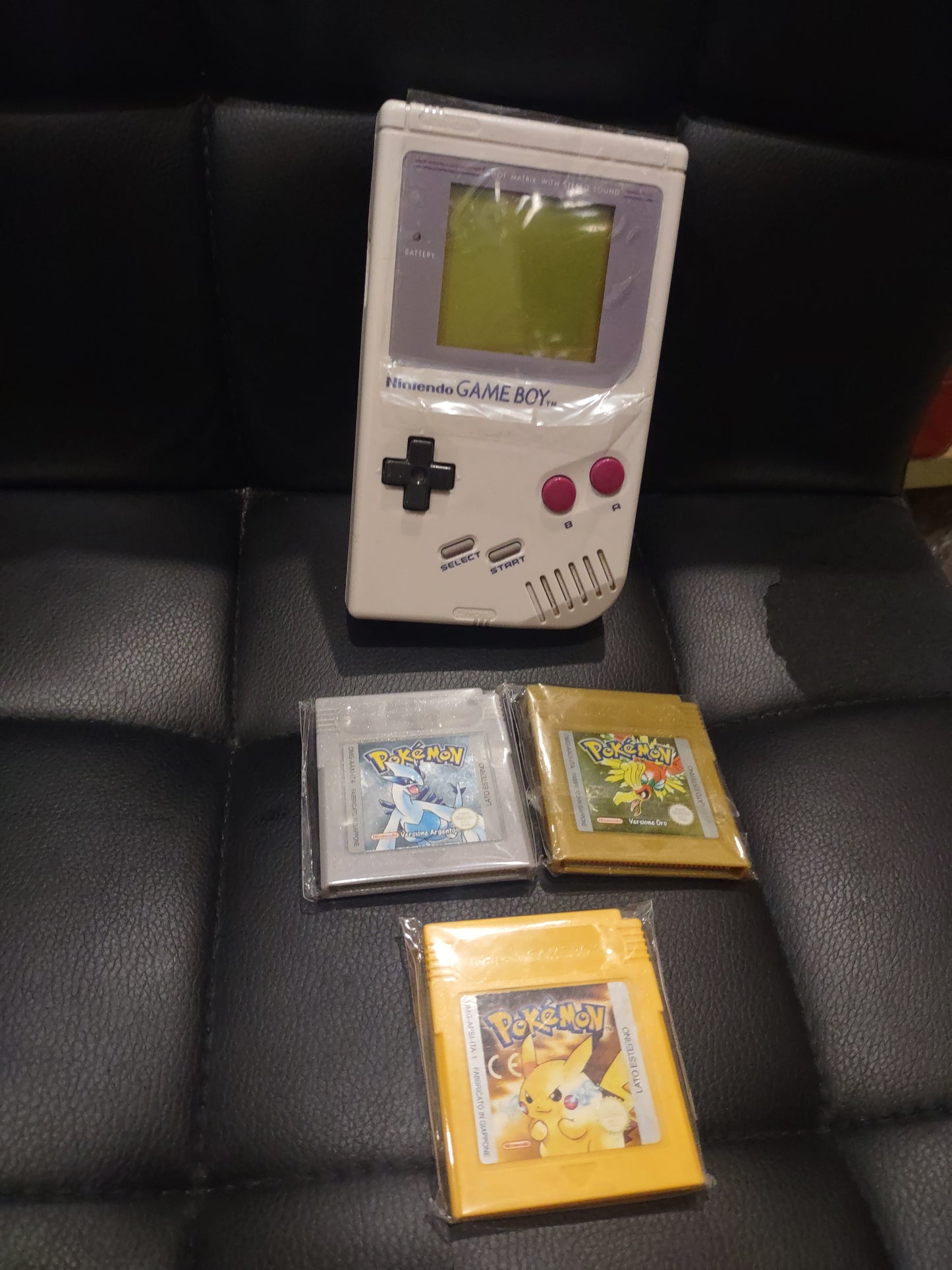 Lotto Gameboy 1 modello + 3 giochi Pokémon