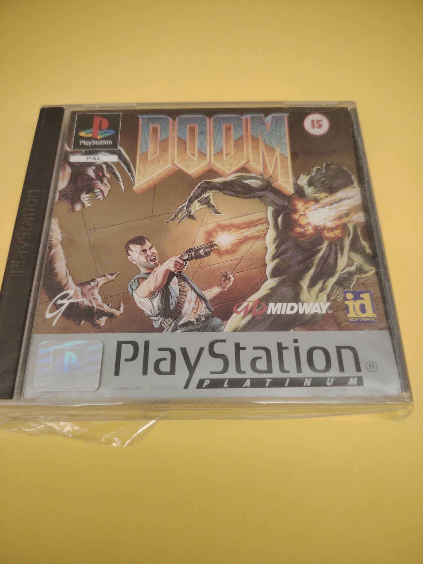 Gioco PlayStation 1 doom platinum