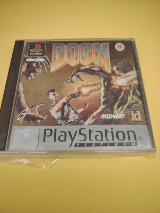 Gioco PlayStation 1 doom platinum