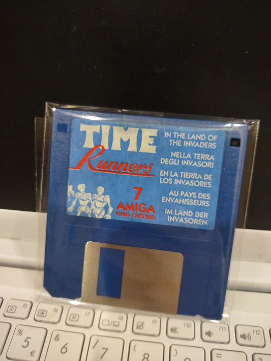 floppy disk Amiga commodore Time runners 7 Nella terra degli invasori